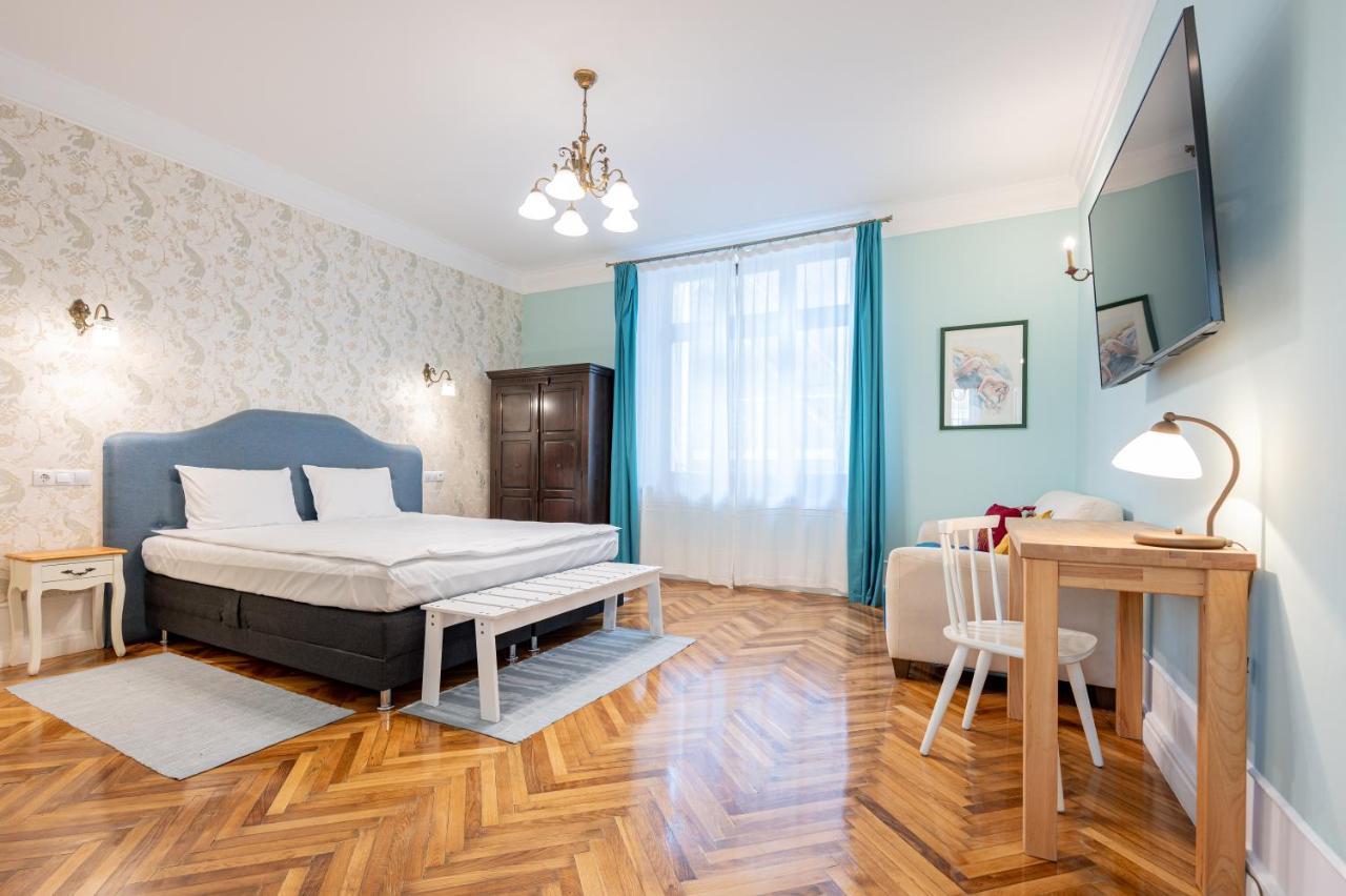 Old City Apartment Oradea Bagian luar foto