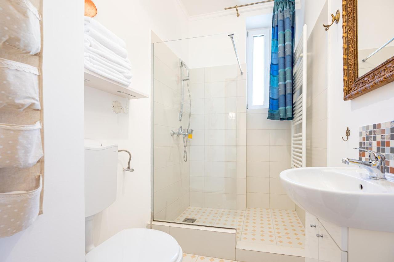 Old City Apartment Oradea Bagian luar foto